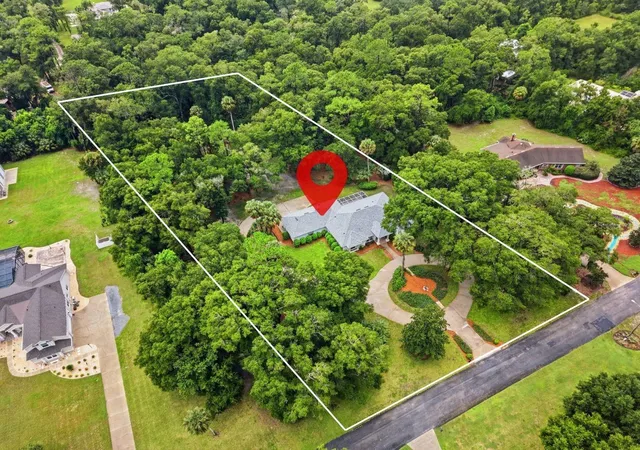 Photo 3 of Single family home for sale at 1830 Glenwood Oaks Ln, Deland, FL 32720 | MLS# V4950955 | Listing updated on 2026-09-21