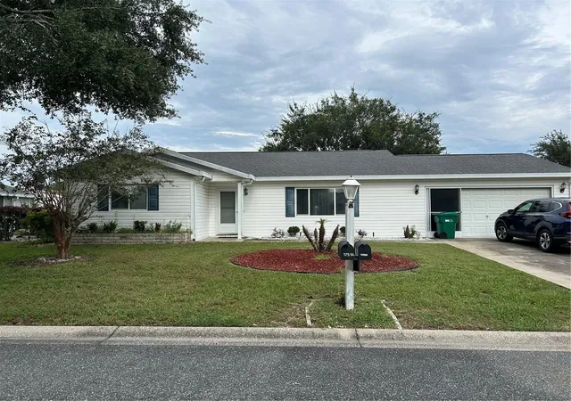 Photo 1 of Single family home for sale at 17513 Se 95th Ct, Summerfield, FL 34491 | MLS# G5117060 | Listing updated on 2026-09-24