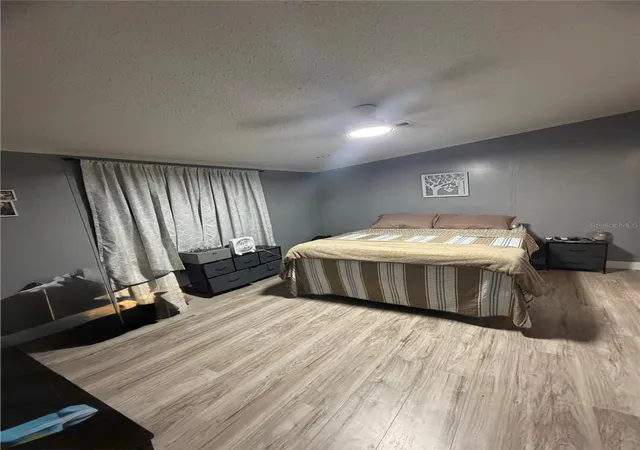 Photo 3 of Manufactured home for sale at 5655 Palm Ave, Okeechobee, FL 34972 | MLS# S5156459 | Listing updated on 2026-09-04
