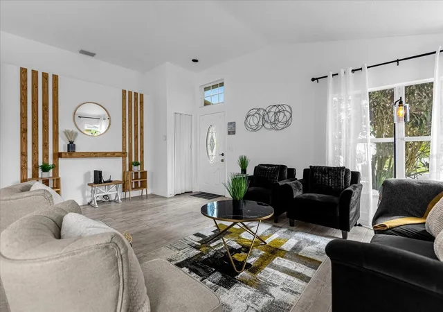 Photo 3 of Single family home for sale at 3026 Bransbury Ct, Kissimmee, FL 34747 | MLS# O6437175 | Listing updated on 2026-09-02