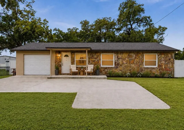 Photo 2 of Single family home for sale at 2609 S 67th Street, Tampa, FL 33619 | MLS# TB8543197 | Listing updated on 2026-09-05