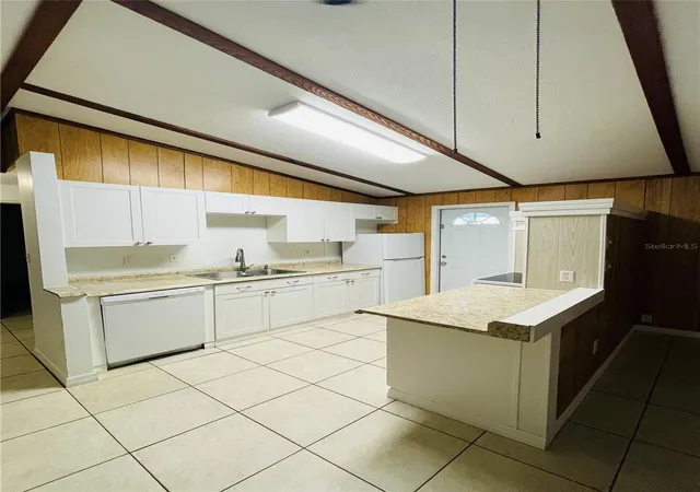 4th image of 1335 S Martin Luther King Jr Ave, Clearwater, FL 33756 | MLS# TB8543200