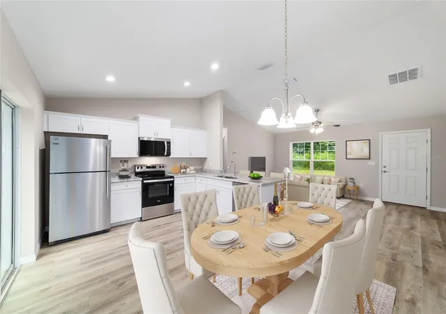 Photo 4 of Single family home for sale at 13770 Sw 103Rd Pl, Dunnellon, FL 34432 | MLS# OM731239 | Listing updated on 2026-08-29