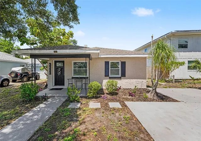 Photo 17 of Single family home for sale at 4611 17th Ave N, St Petersburg, FL 33713 | MLS# TB8543203 | Listing updated on 2026-09-07
