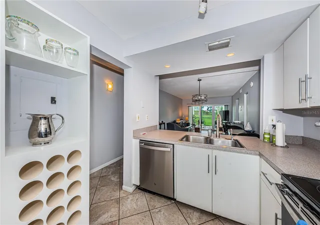 5th image of 6269 Palma Del Mar Blvd S #112, Saint Petersburg, FL 33715 | MLS# TB8543206