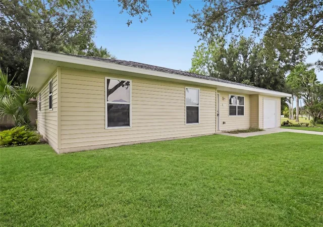 Photo 3 of Single family home for sale at 1975 Narranja St, Punta Gorda, FL 33950 | MLS# OM731243 | Listing updated on 2026-08-31