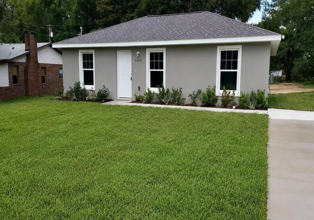 Photo 2 of Single family home for sale at 13750 Sw 103rd Pl, Dunnellon, FL 34432 | MLS# OM731244 | Listing updated on 2026-08-29