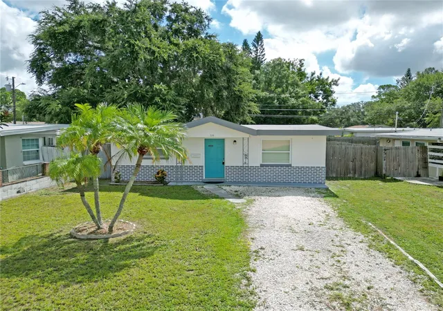 Photo 1 of Single family home for sale at 718 Northmoor Ave N, Saint Petersburg, FL 33702 | MLS# TB8543220 | Listing updated on 2026-09-12