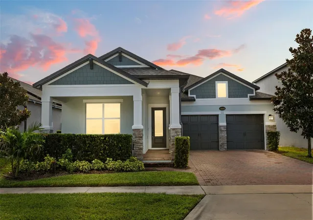 Photo 2 of Single family home for sale at 13235 Spring Grove Wy, Winter Garden, FL 34787 | MLS# O6437214 | Listing updated on 2026-08-29