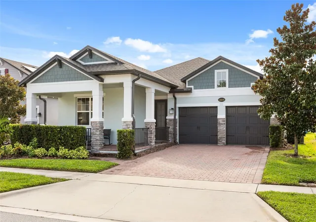 Photo 3 of Single family home for sale at 13235 Spring Grove Wy, Winter Garden, FL 34787 | MLS# O6437214 | Listing updated on 2026-08-29