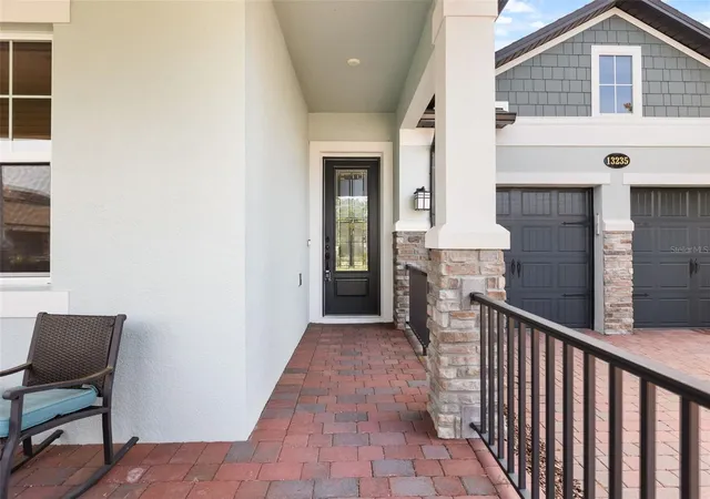 Photo 4 of Single family home for sale at 13235 Spring Grove Wy, Winter Garden, FL 34787 | MLS# O6437214 | Listing updated on 2026-08-29