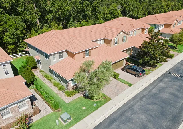 Photo 23 of Townhouse for sale at 624 Venice Pl, Sanford, FL 32771 | MLS# O6437215 | Listing updated on 2026-09-01