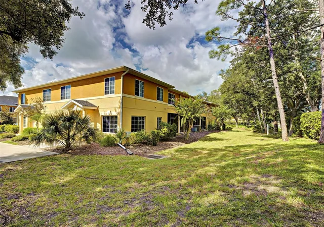 Photo 48 of Townhouse for sale at 13050 Tigers Eye Dr, Venice, FL 34292 | MLS# A4704290 | Listing updated on 2026-08-29