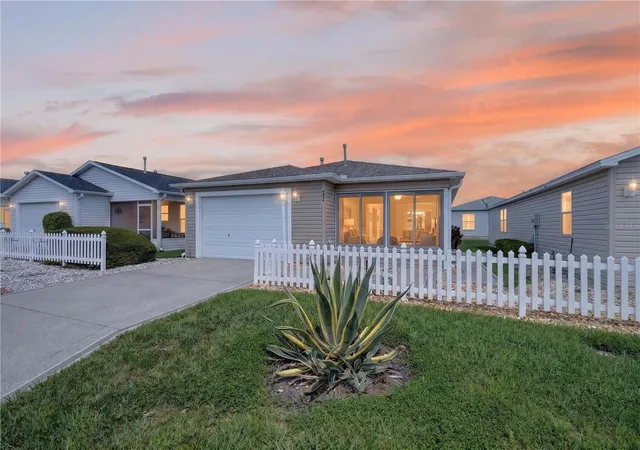 Photo 3 of House for sale at 8214 SE 169th Palownia Loop, The Villages, FL 32162 | MLS# G5117066 | Listing updated on 2026-09-25