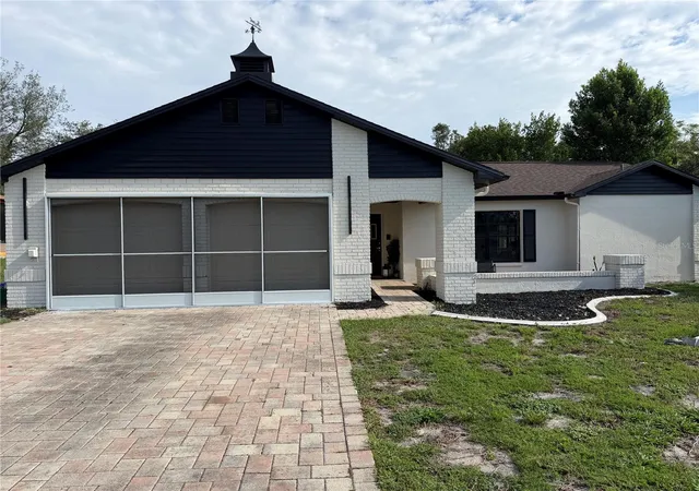 Photo 4 of Single family home for sale at 8185 Philatelic Dr, Spring Hill, FL 34606 | MLS# TB8543239 | Listing updated on 2026-09-01