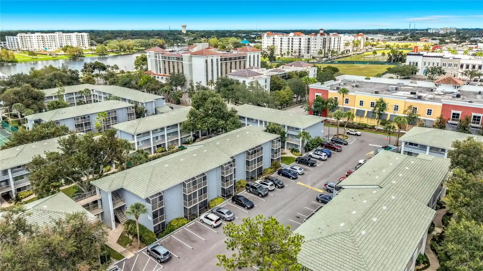 Listing Photo 2 - Condo for sale in 131 Water Front Wy located at 131 Water Front Wy, Altamonte Springs, FL 32701 - Unit #220