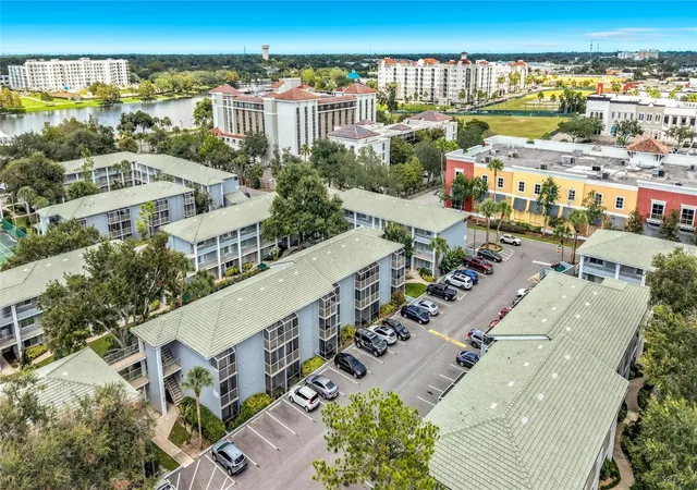 Photo 2 of Condo for sale at 131 Water Front Wy #220, Altamonte Springs, FL 32701 | MLS# O6437232 | Listing updated on 2026-09-25