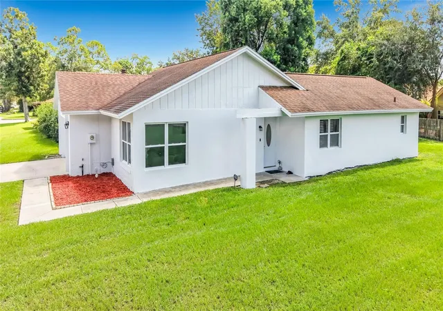 Photo 3 of Single family home for sale at 635 Boniview Ln, Altamonte Springs, FL 32714 | MLS# O6437233 | Listing updated on 2026-10-07