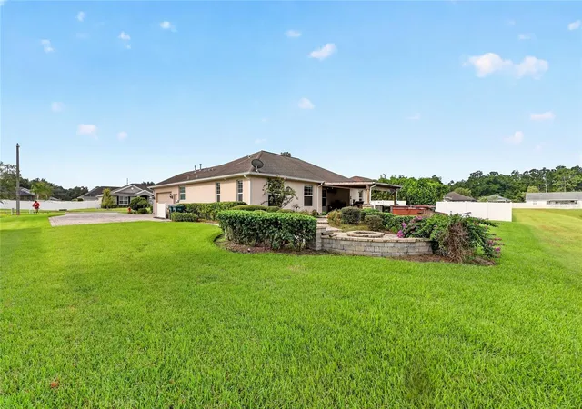 Photo 4 of Single family home for sale at 4015 SE 22nd Street, Ocala, FL 34471 | MLS# OM731251 | Listing updated on 2026-09-28