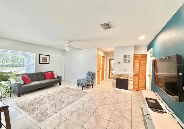 Photo 2 of Single family home for sale at 11396 Ne 62Nd Pl, Williston, FL 32696 | MLS# GC543070 | Listing updated on 2026-08-29