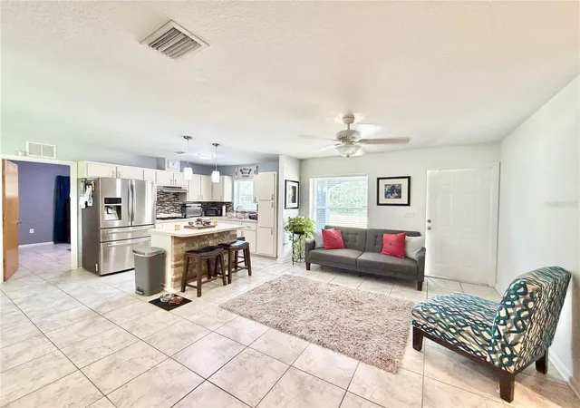 Photo 3 of Single family home for sale at 11396 Ne 62Nd Pl, Williston, FL 32696 | MLS# GC543070 | Listing updated on 2026-08-29