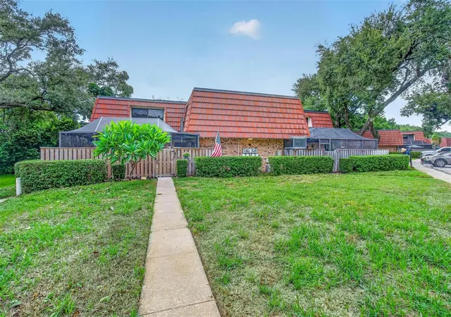 Townhouse for sale at 2612 6Th Ct, PALM HARBOR, FL 34684 | MLS# TB8543256