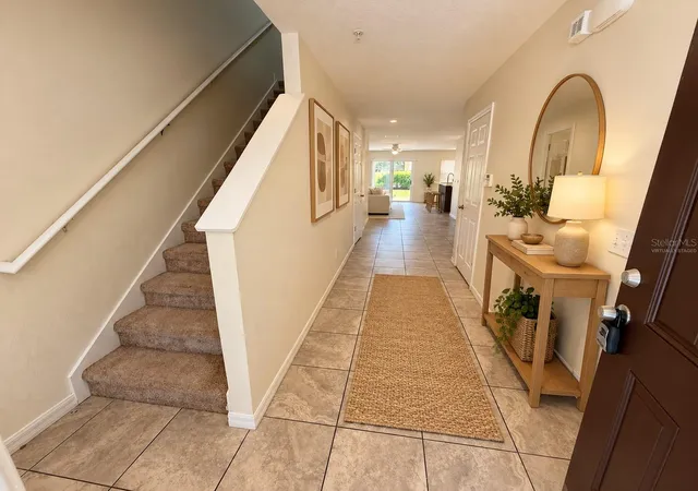 Listing Photo 5 - Condo for sale in building located at 13507 Tea Rose Wy, Orlando, FL 32824 - Unit #128