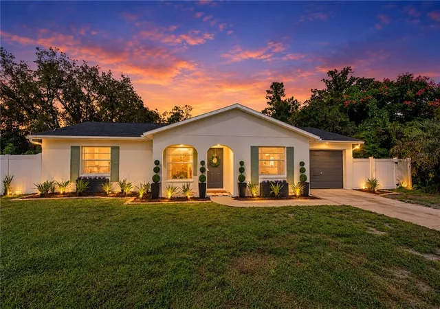 Photo 2 of Single family home for sale at 12989 Linden Dr, Spring Hill, FL 34609 | MLS# TB8543265 | Listing updated on 2026-10-23