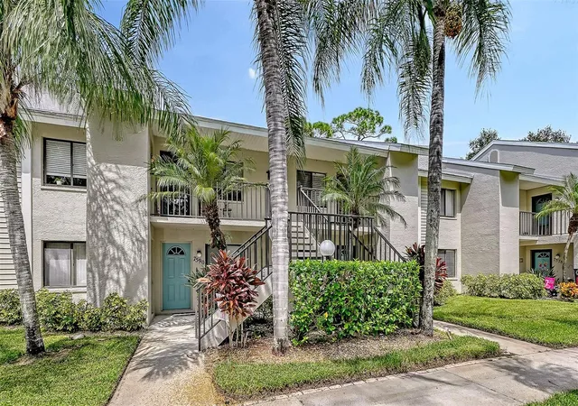 Photo 1 of Condo for sale at 7584 Eagle Creek Dr #7584, Sarasota, FL 34243 | MLS# A4704301 | Listing updated on 2026-09-06
