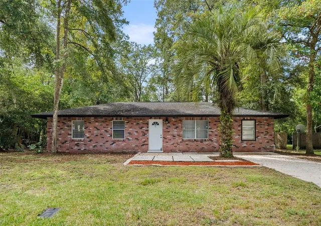 Photo 1 of Single family home for sale at 2827 Nw 42nd Place, Gainesville, FL 32605 | MLS# GC543072 | Listing updated on 2026-10-10