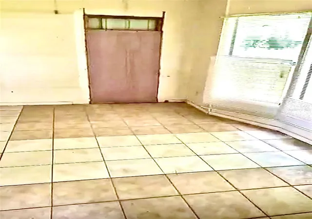 Photo 4 of Manufactured home for sale at 19399 Fort Dade Ave, Brooksville, FL 34601 | MLS# TB8543288 | Listing updated on 2026-08-31