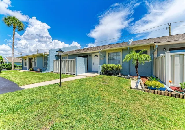 Photo 2 of Condo for sale at 3403 36th St W #109, Bradenton, FL 34205 | MLS# A4704305 | Listing updated on 2026-10-08