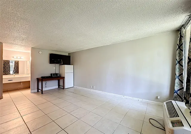 Photo 3 of Condo for sale at 7900 S Orange Blossom Trl #1108, Orlando, FL 32809 | MLS# O6437267 | Listing updated on 2026-08-28