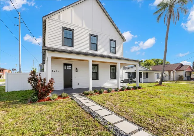 Single family home for sale at 3923 W Gray St, TAMPA, FL 33609 | MLS# TB8543290