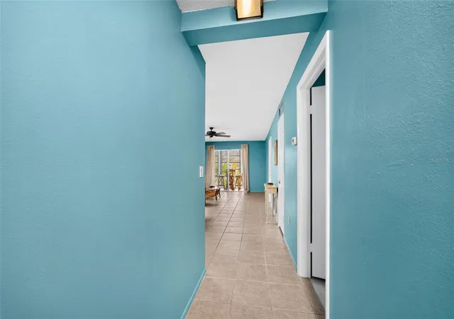 Photo 3 of Condo for sale at 708 Tamiami Trl S #317, Venice, FL 34285 | MLS# D6148592 | Listing updated on 2026-09-14