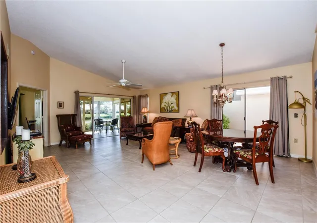 Photo 3 of Single family home for sale at 827 Harrington Lake Ln #35, Venice, FL 34293 | MLS# A4704308 | Listing updated on 2026-10-06
