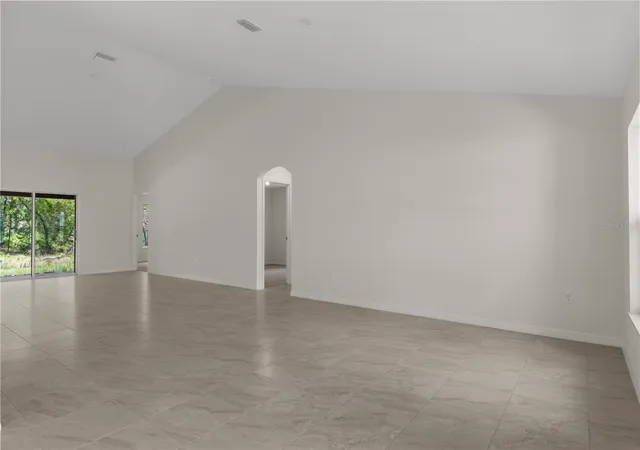 Photo 5 of Single family home for sale at 13048 Kittiwake Rd, Weeki Wachee, FL 34614 | MLS# W7888991 | Listing updated on 2026-08-29