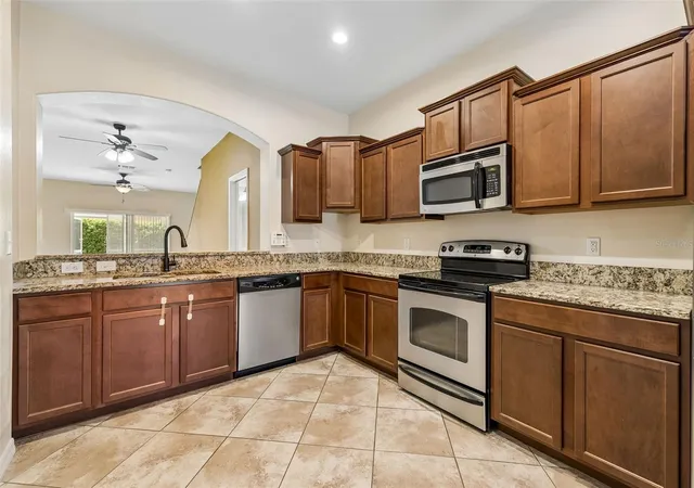 Photo 2 of Townhouse for sale at 4127 Shade Tree Ln, Lakeland, FL 33812 | MLS# O6437278 | Listing updated on 2026-08-29