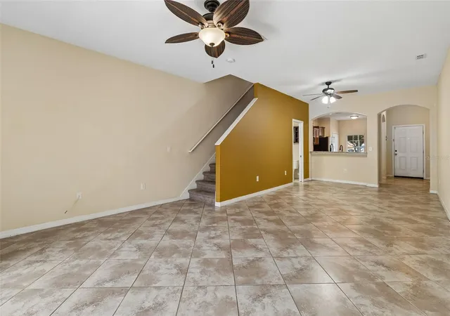 Photo 4 of Townhouse for sale at 4127 Shade Tree Ln, Lakeland, FL 33812 | MLS# O6437278 | Listing updated on 2026-08-29