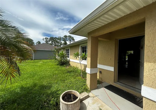 Photo 2 of Single family home for sale at 5584 Wagon Wheel Dr, North Port, FL 34291 | MLS# C7530080 | Listing updated on 2026-09-08