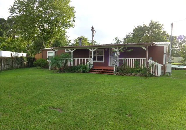 Photo 1 of Manufactured home for sale at 135 Sportsman Rd, Satsuma, FL 32189 | MLS# O6437281 | Listing updated on 2026-08-28