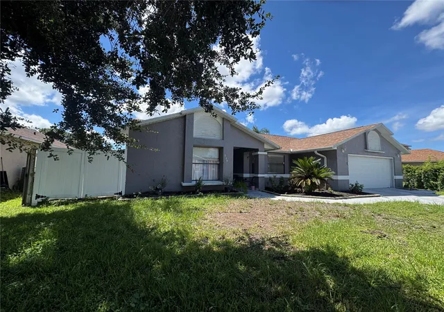 Photo 2 of Single family home for sale at 119 Birmingham Dr, Kissimmee, FL 34758 | MLS# S5156492 | Listing updated on 2026-09-01