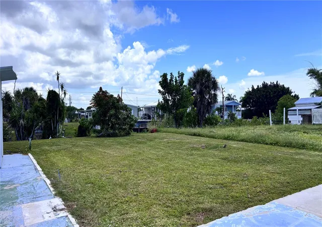 Photo 4 of Land for sale at 1305 Kingfisher Dr, Englewood, FL 34224 | MLS# C7530082 | Listing updated on 2026-09-14