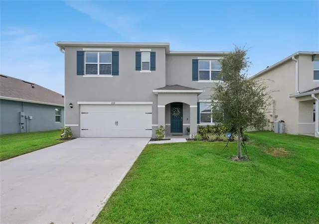 Photo 2 of Single family home for sale at 3918 Royal Azalea Wy, Sanford, FL 32773 | MLS# O6437284 | Listing updated on 2026-09-07