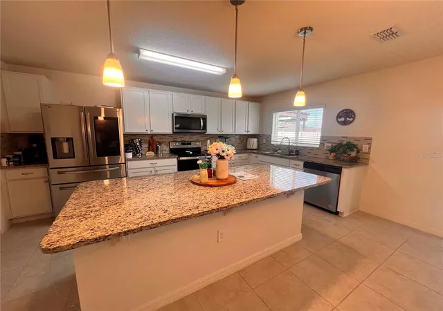 Photo 3 of Single family home for sale at 3209 Eagle Hammock Cir, Kissimmee, FL 34743 | MLS# S5156500 | Listing updated on 2026-09-05