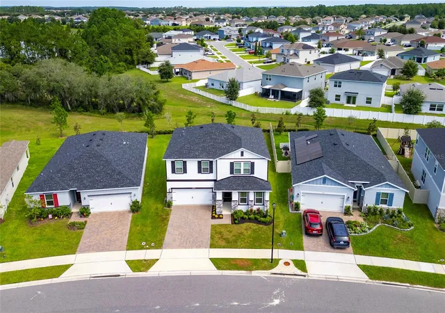 Photo 5 of Single family home for sale at 3023 Sanctuary Dr, Clermont, FL 34714 | MLS# S5156502 | Listing updated on 2026-08-31