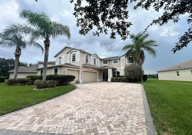 Photo 1 of Single family home for sale at 2716 Gorst Rd, Winter Garden, FL 34787 | MLS# O6437314 | Listing updated on 2026-08-30