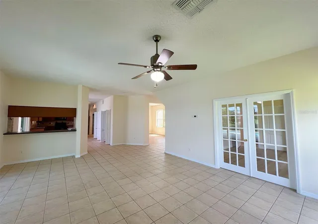 Photo 5 of Single family home for sale at 2716 Gorst Rd, Winter Garden, FL 34787 | MLS# O6437314 | Listing updated on 2026-08-30