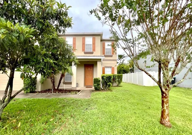 Photo 1 of Single family home for sale at 831 Horseshoe Falls Dr, Orlando, FL 32828 | MLS# O6437315 | Listing updated on 2026-10-02