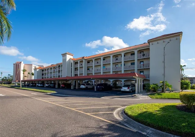 3rd image of 19029 Us Hwy 19 N #8-25, Clearwater, FL 33764 | MLS# TB8543340